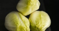 La hoja amarga que depura, protege tu digestión y sorprende en la cocina de otoño