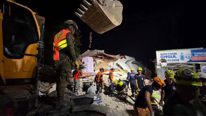 Philippines earthquake: Search for survivors continues, death toll at 69