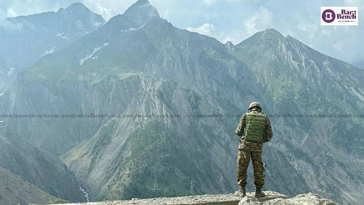 "Distressing": Delhi High Court upholds dismissal of BSF officer for illicit relations with colleague's wife