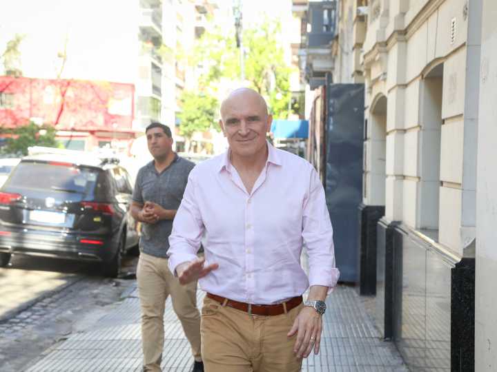 Espert le presentó la renuncia a Milei en Olivos y el Presidente le dijo que no baje su candidatura