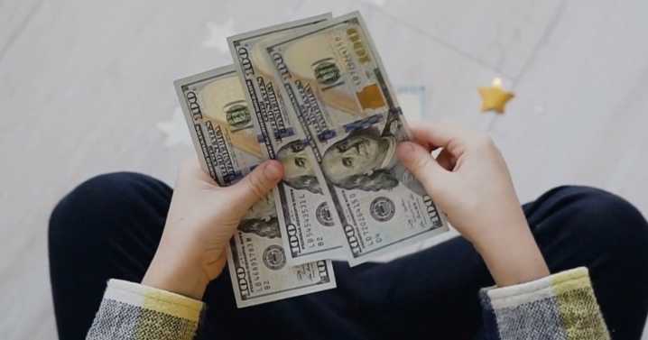 Follow '24-70 Rule' to earn $10K each year
