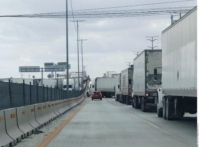 Agrava corrupción en las Aduanas.
