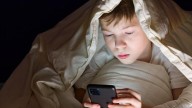 En Europa se debate si TikTok e Instagram provocan adicción como la heroína