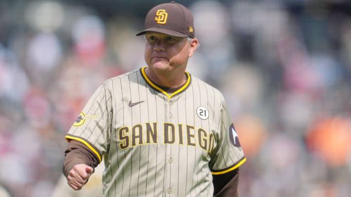 Mike Shild deja de ser manejador de Padres