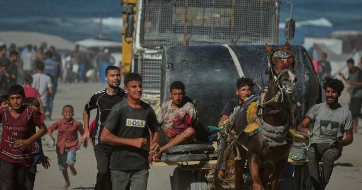 Israel orders Palestinians to leave Gaza City, saying those who stay will be considered militants (copy)