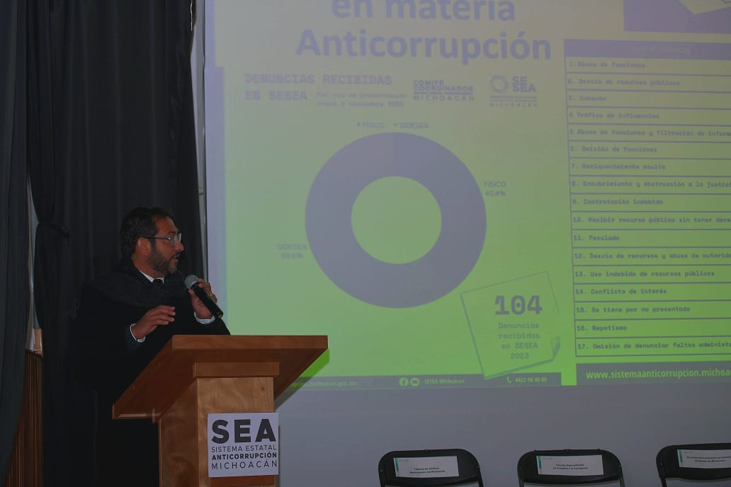 SEA entrega contratos a exintegrante del Comité Anticorrupción