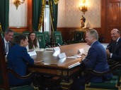 Sheinbaum apuesta por la innovación tecnológica y el crecimiento económico tras reunión con empresarios