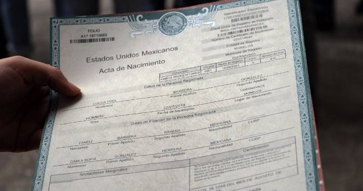 Padres ahora podrán escoger el orden de apellidos de sus hijos: ¿Cómo registrar a tu hijo en Guanajuato?