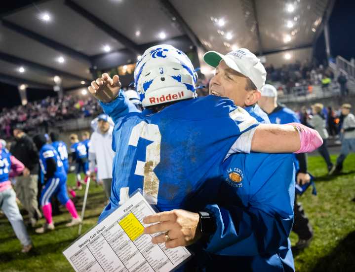 La Center gives coach John Lambert career win No. 200