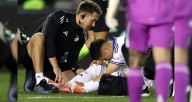 Rodrigo Huescas preocupa: salió lesionado en la Champions