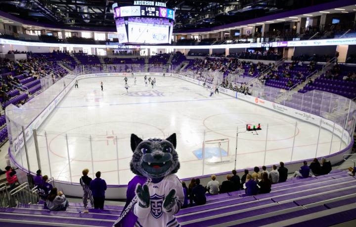 St. Thomas opens new on-campus arena for hockey and basketball