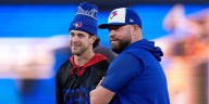 Blue Jays players talk relationship with John Schneider