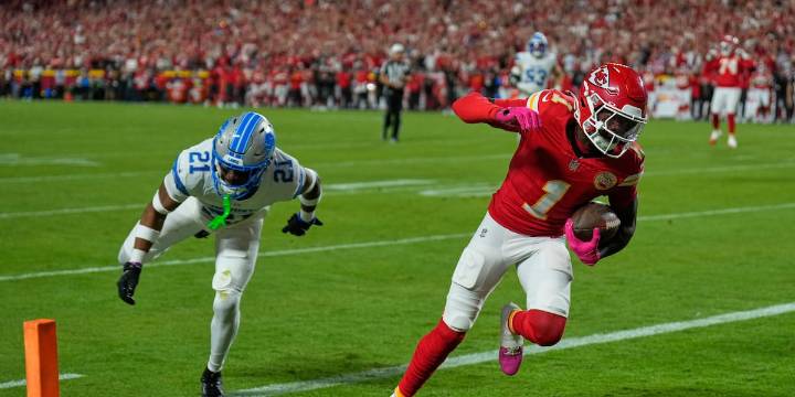 Raiders visit Chiefs for another matchup between longtime AFC West rivals