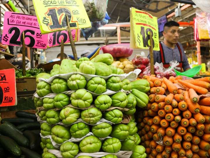 FMI proyecta crecimiento de México en 1% en 2025