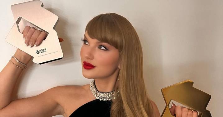 Taylor Swift smashes chart records and closes in on The Beatles