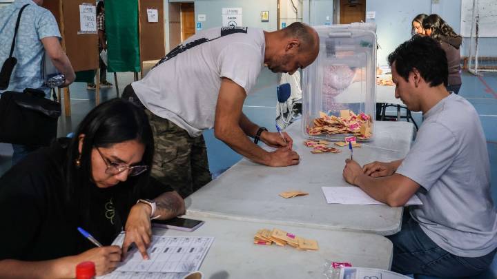 Cómo saber dónde votar en las elecciones presidenciales de noviembre en Chile: guía rápida del Servel