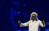 Bad Bunny es nombrado Artista del Siglo en los Premios Billboard