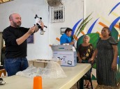 Mujeres mayas estrenan estación de meteorología