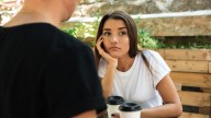 Por qué algunas personas hablan de ti a tus espaldas: esta es la razón