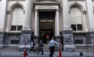 Pese a la intervención del Tesoro de EE.UU, el dólar no cede: el oficial escapó a $1475 y el CCL supera los $1500