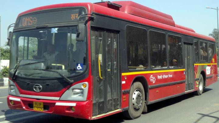 Row over Delhi bus route ends in an arrest