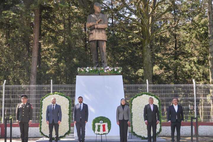 Recuerdan a Lázaro Cárdenas como faro ideológico del actual gobierno mexiquense
