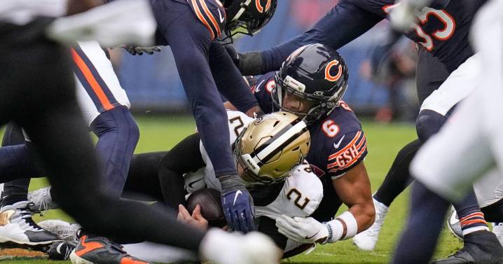Bears place cornerback Kyler Gordon, left tackle Braxton Jones on injured reserve