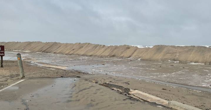NC 12 closures, ferry suspensions in OBX
