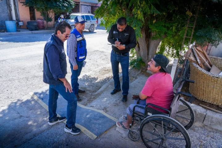 Atiende la J+ a los vecinos de Ciudad Moderna