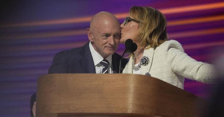 Kelly and Giffords to headline Iowa Democrats’ fundraiser