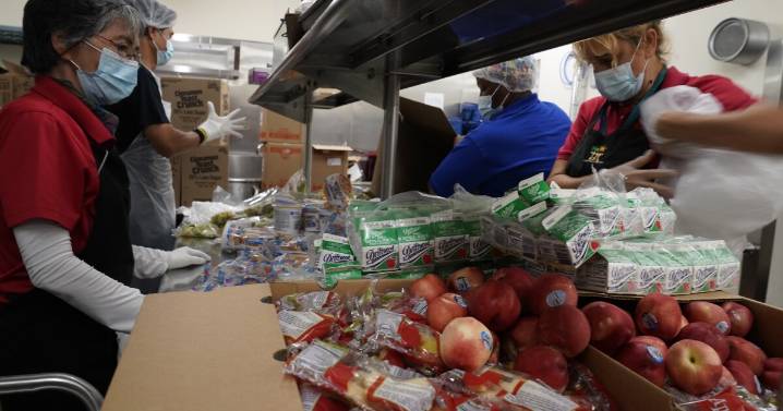 Newsom signs first law to ban ultra-processed food in school lunches