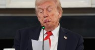 Trump recibe nota urgente de Rubio sobre acuerdo de paz en Oriente Medio durante evento sobre antifa