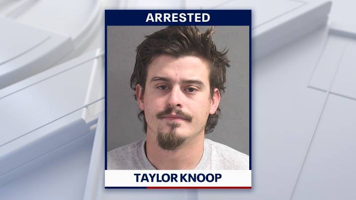 Florida man arrested after toddlers pictured with guns, beer, marijuana: Deputies