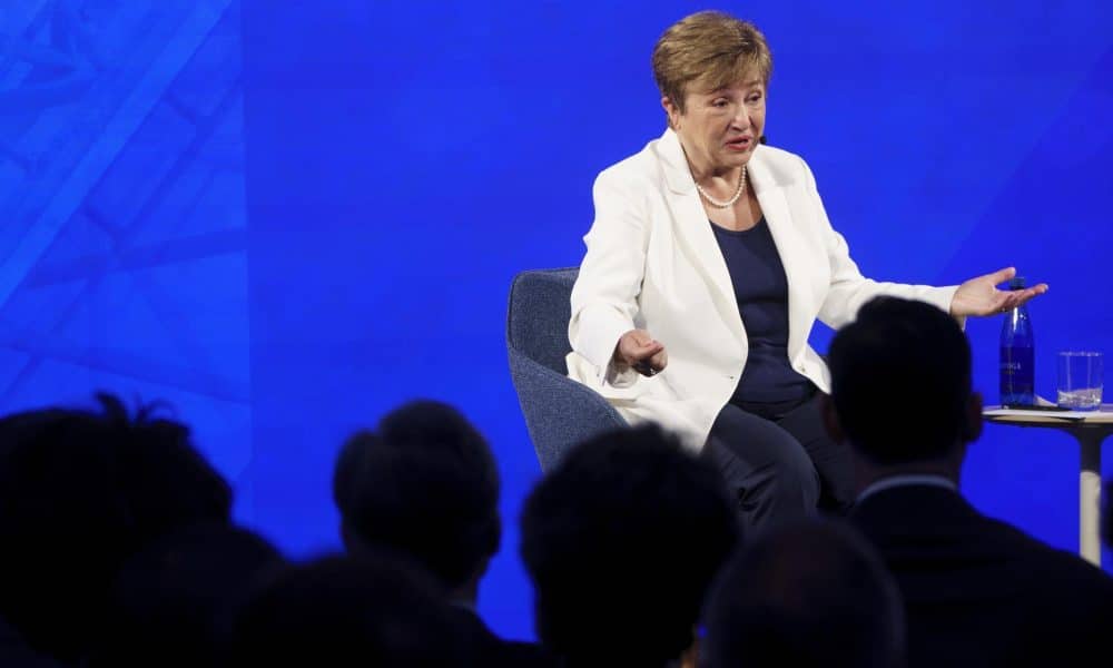 FMI: la economía mundial avanza “mejor de lo temido”, pero se mantiene la incertidumbre