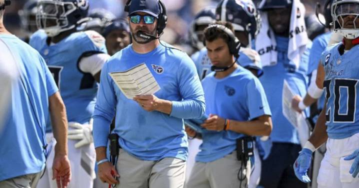 Despiden Tennessee Titans al entrenador Brian Callahan