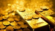 Gold futures hits record Rs 1.23 lakh/10 g  as US-China tensions spur haven demand