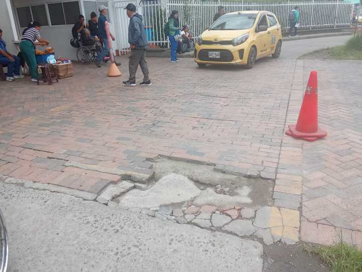 Es extremadamente urgente reparar el acceso a la sede de IPS Nueva Popayán para el bienestar de los abuelos