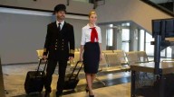 Dan a conocer cuánto gana una azafata en Colombia: horarios, funciones y método de trabajo