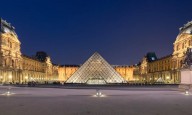 Museo del Louvre reabre tras millonario robo de joyas históricas