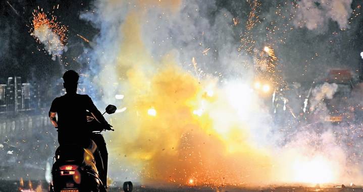 Smoke sentiment contention: SC nod for green crackers reignites battle of celebration vs survival in Delhi