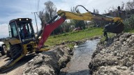 Desazolve, bombas y costales: acciones en San Pedro Cholula para enfrentar acumulación de agua