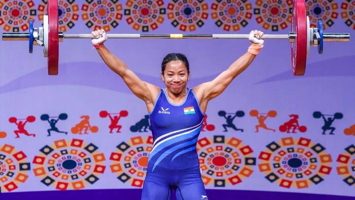 Mirabai wins silver at World Weightlifting Championships