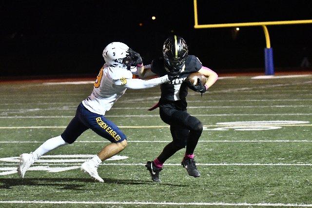 Monarch football brings the Rizz(ello) in league-clinching win over Frederick