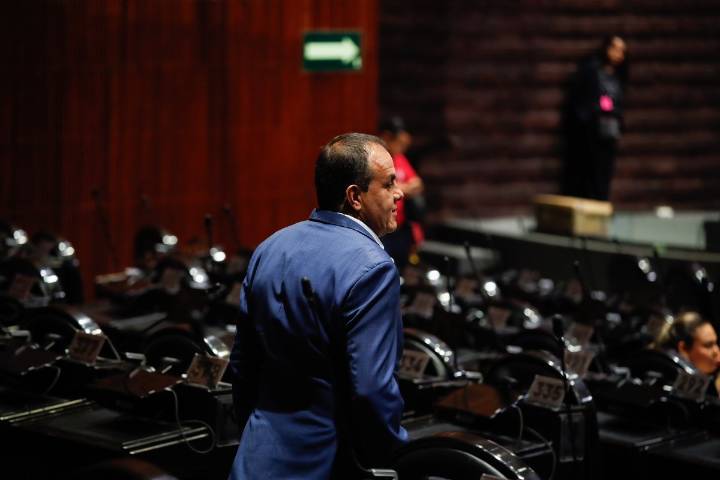 Necesito hacer ejercicio mientras legislo porque cuando fui gobernador subí de peso, justifica Blanco