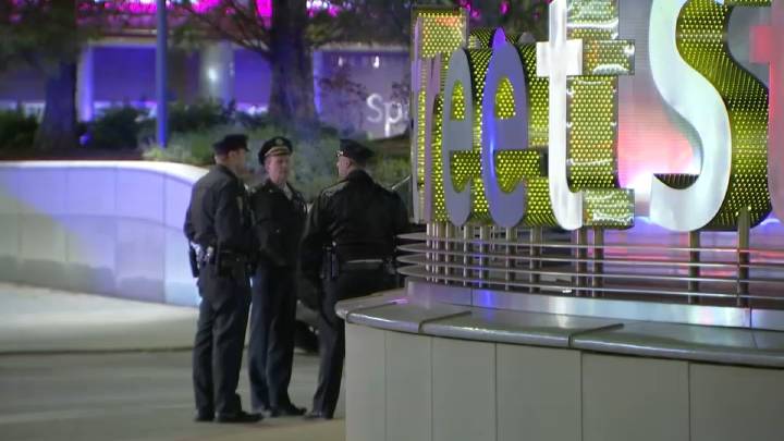 30th Street Station evacuated due to suspicious package, police say