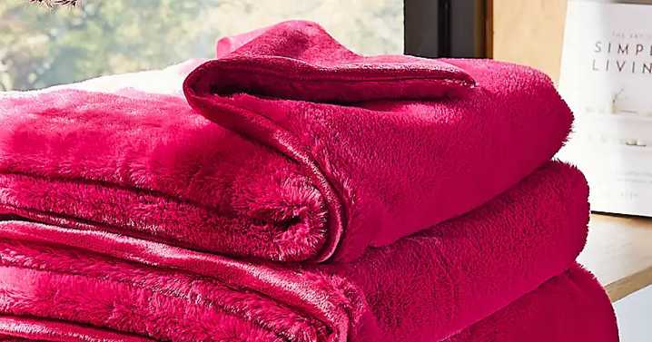 How to get Dunelm's 'luxurious' £16 blanket that 'looks expensive' for free