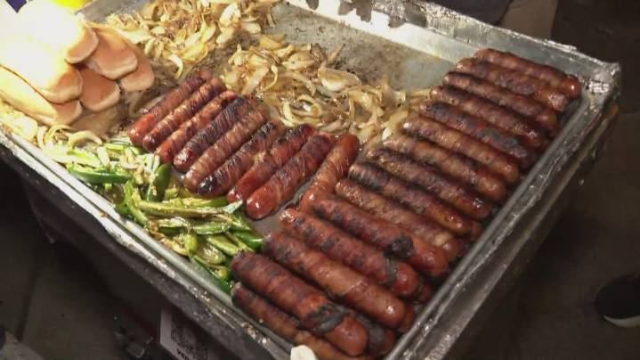 Seattle vendors face unlicensed competition amid playoff crowds