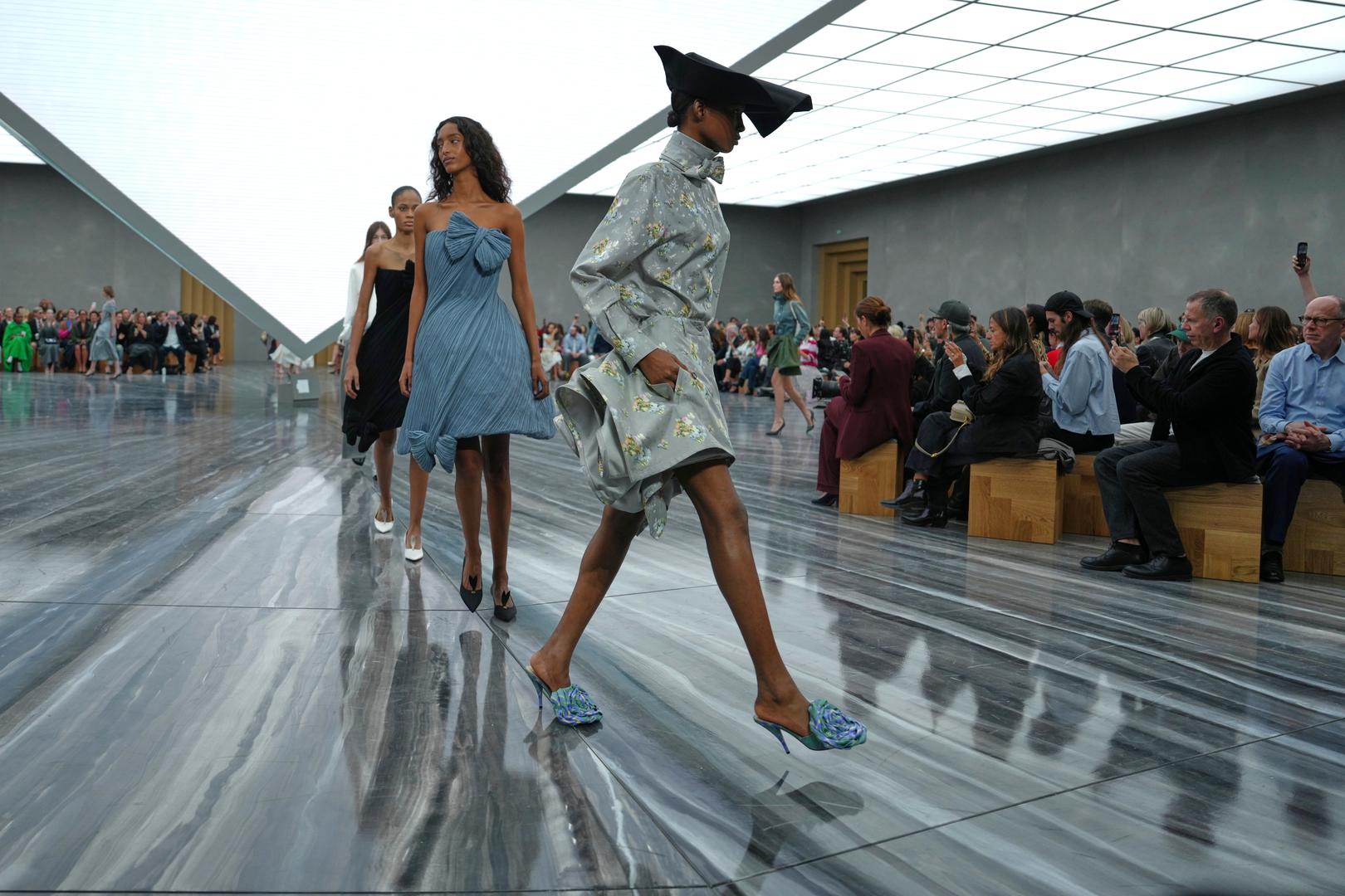 Dior show attracts Depp, Ortega, more