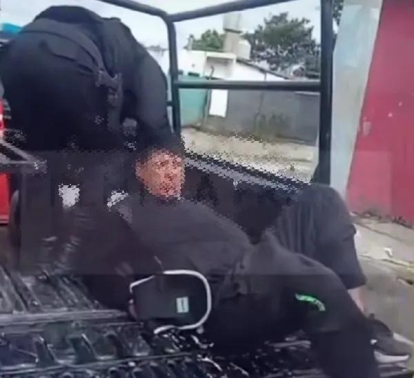 Taxista evitó un robo a cuchillo en Norte Grande y entregó al ladrón a la Policía