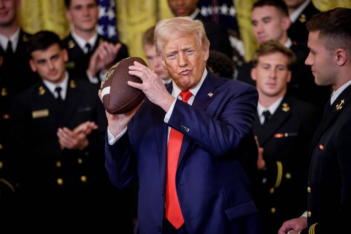 U.S. government shutdown will not impact Air Force, Army and Navy sports